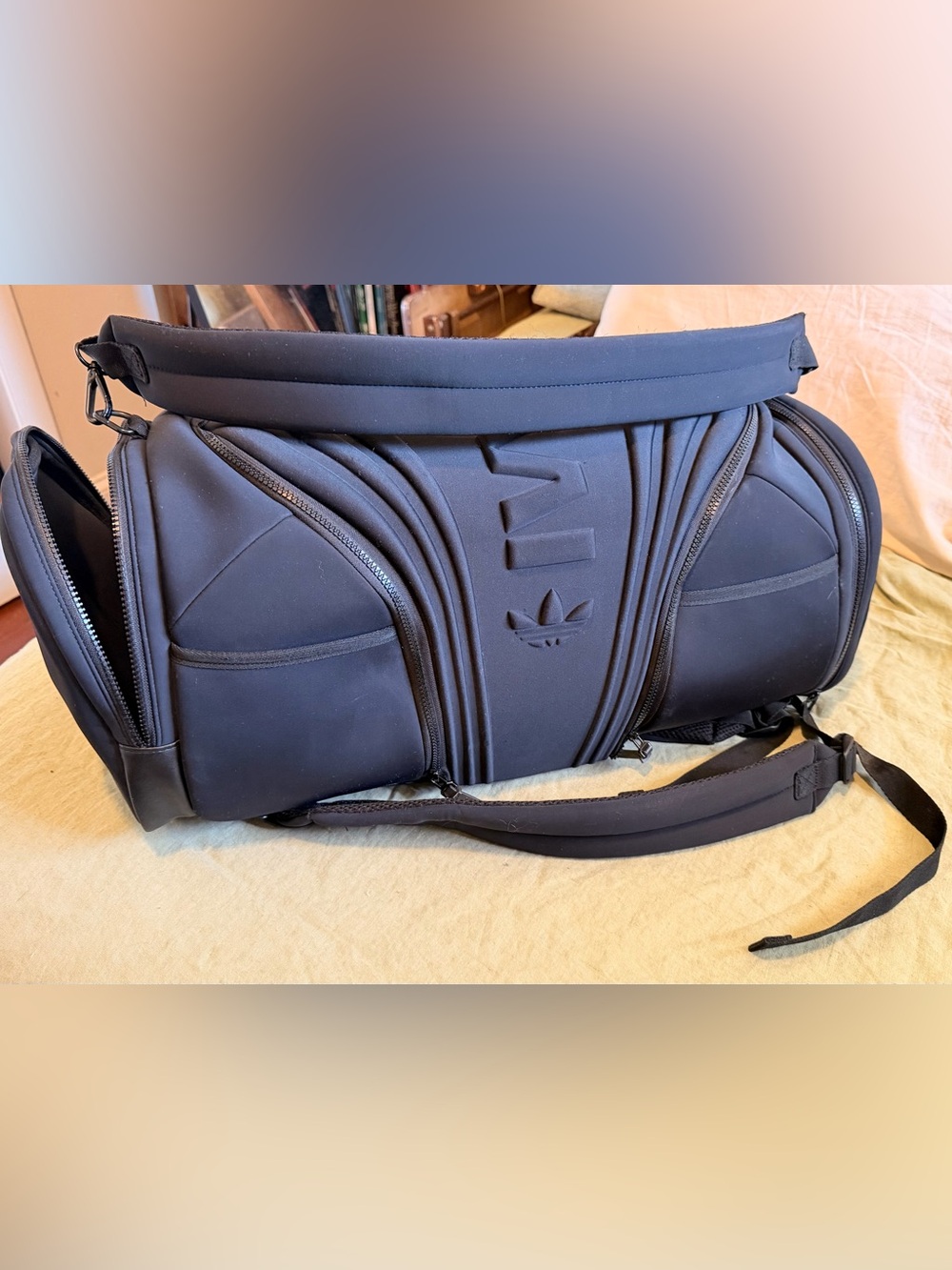 RARE limited release IVY PARK 3-in-1 duffel - Picture 3 of 16